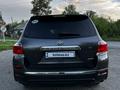 Toyota Highlander 2011 года за 11 000 000 тг. в Усть-Каменогорск – фото 4