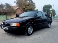 Volkswagen Passat 1994 годаүшін2 200 000 тг. в Шымкент