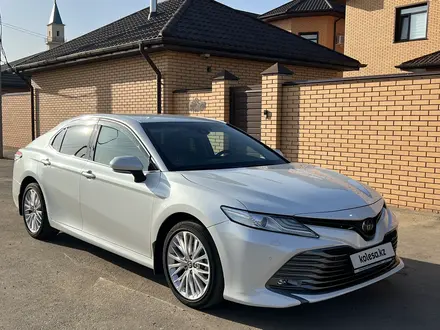 Toyota Camry 2020 года за 14 500 000 тг. в Астана – фото 5