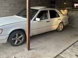 Mercedes-Benz E 230 1990 годаүшін1 000 000 тг. в Алматы