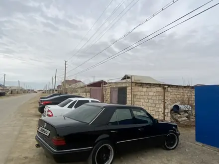 Mercedes-Benz E 220 1995 года за 2 000 000 тг. в Актау – фото 15