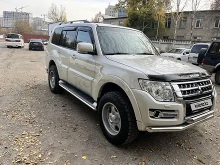 Mitsubishi Pajero 2015 года за 17 000 000 тг. в Алматы – фото 6