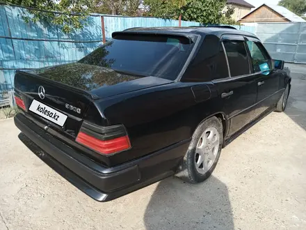 Mercedes-Benz E 300 1990 года за 2 500 000 тг. в Боралдай – фото 5