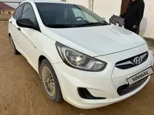 Hyundai Accent, 2013