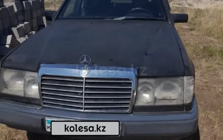 Mercedes-Benz E 200 1990 годаүшін700 000 тг. в Алматы