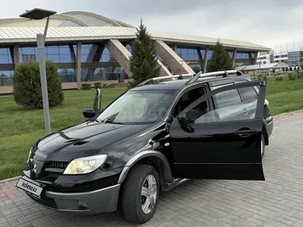 Mitsubishi Outlander 2006 года за 4 300 000 тг. в Усть-Каменогорск – фото 2