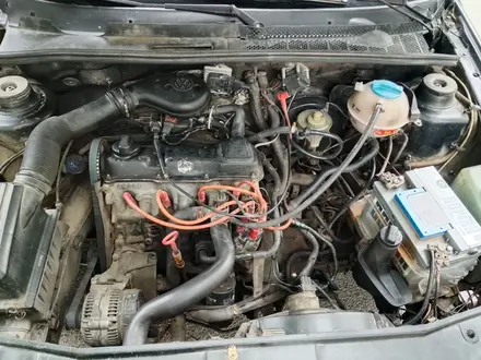 Volkswagen Golf 1992 года за 850 000 тг. в Шымкент – фото 13