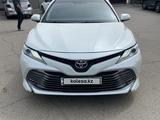 Toyota Camry 2019 года за 14 000 000 тг. в Алматы – фото 2