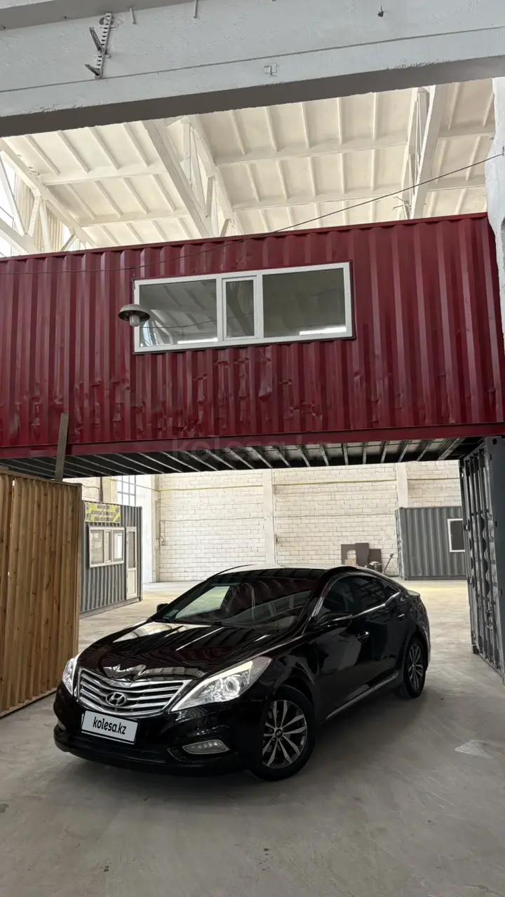 Hyundai Grandeur, 2011