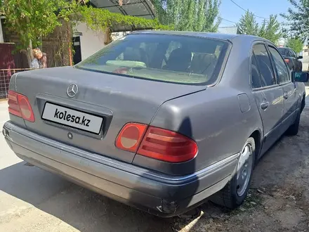 Mercedes-Benz E 230 1995 года за 1 800 000 тг. в Кызылорда – фото 3