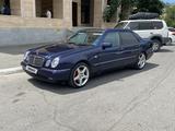 Mercedes-Benz E 320 1998 годаfor4 000 000 тг. в Актау