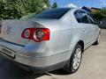 Volkswagen Passat 2007 года за 4 500 000 тг. в Алматы – фото 10