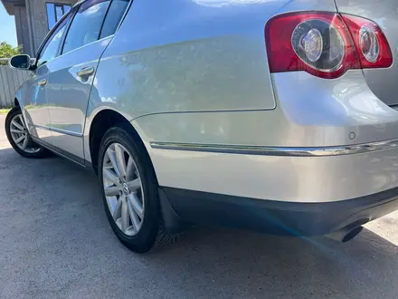 Volkswagen Passat 2007 года за 4 500 000 тг. в Алматы – фото 13