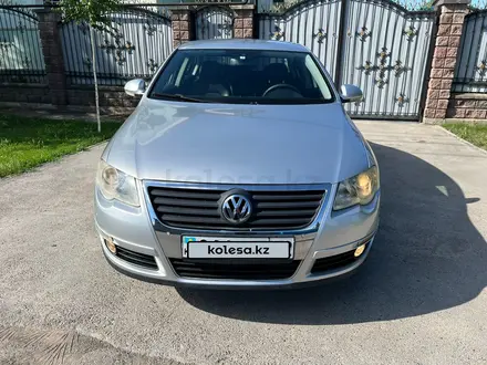 Volkswagen Passat 2007 года за 4 500 000 тг. в Алматы – фото 4