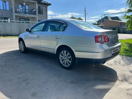 Volkswagen Passat 2007 года за 4 500 000 тг. в Алматы – фото 14