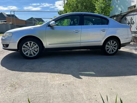 Volkswagen Passat 2007 года за 4 500 000 тг. в Алматы – фото 9