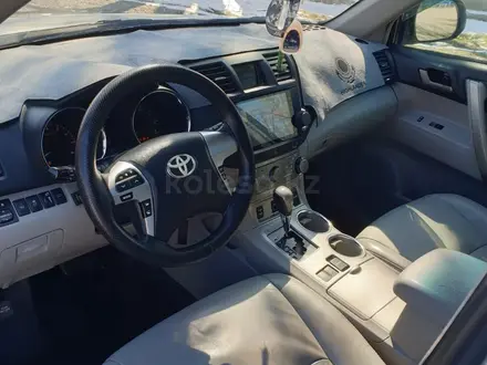 Toyota Highlander 2013 года за 10 800 000 тг. в Тараз – фото 29