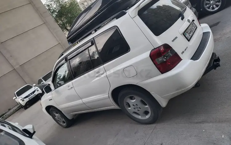 Toyota Highlander 2004 года за 8 000 000 тг. в Усть-Каменогорск