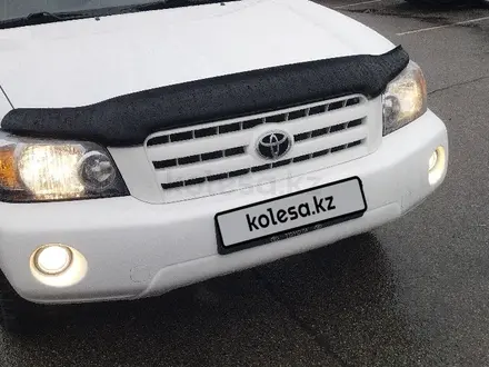 Toyota Highlander 2004 года за 8 000 000 тг. в Усть-Каменогорск – фото 12