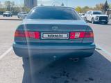 Toyota Camry 2001 года за 5 500 000 тг. в Астана – фото 2