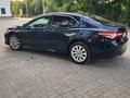 Toyota Camry 2020 года за 12 600 000 тг. в Актобе – фото 12