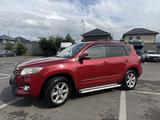 Toyota RAV4 2010 года за 7 950 000 тг. в Алматы – фото 2