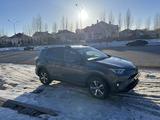 Toyota RAV4 2018 годаүшін13 200 000 тг. в Астана – фото 3