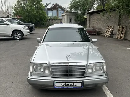 Mercedes-Benz E 220 1995 годаүшін5 100 000 тг. в Алматы – фото 13