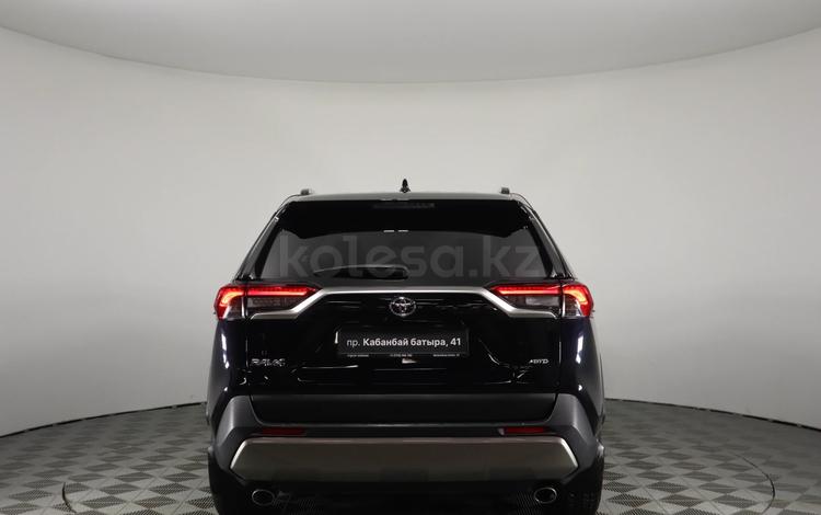 Toyota RAV4 — миниатюра 5