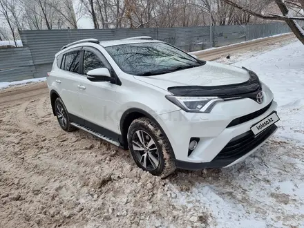 Toyota RAV4 2016 года за 11 200 000 тг. в Караганда