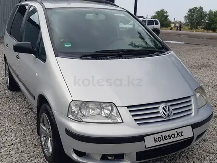 Volkswagen Sharan 2001 года за 3 800 000 тг. в Караганда – фото 7