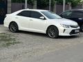 Toyota Camry 2015 годаfor13 700 000 тг. в Алматы