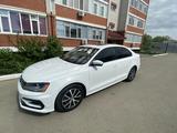 Volkswagen Jetta 2017 годаүшін6 950 000 тг. в Уральск – фото 2