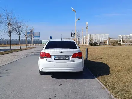 Chevrolet Cruze 2014 года за 4 400 000 тг. в Туркестан – фото 5