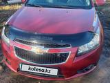 Chevrolet Cruze 2009 года за 3 500 000 тг. в Усть-Каменогорск – фото 2