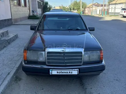 Mercedes-Benz E 230 1991 года за 1 500 000 тг. в Кызылорда – фото 2