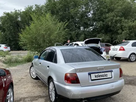 Audi A4 1995 года за 1 700 000 тг. в Алматы – фото 4