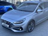Hyundai i30 2023 годаүшін8 800 000 тг. в Актобе – фото 2