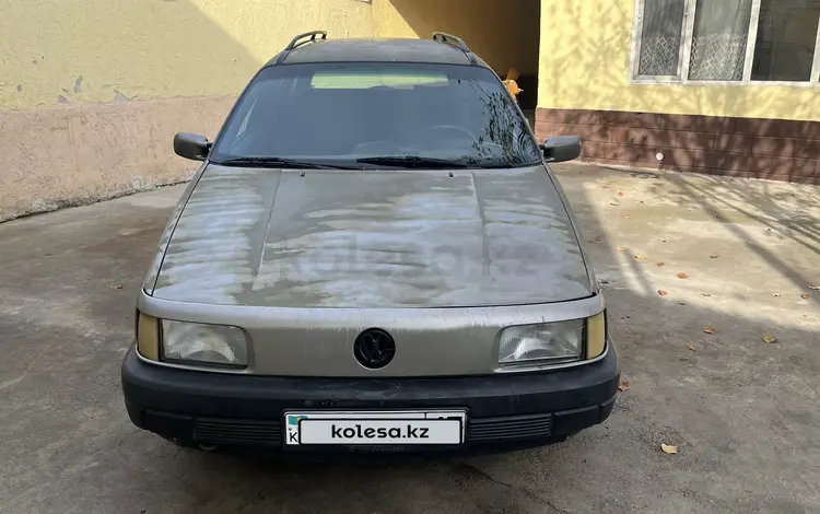 Volkswagen Passat 1993 годаfor1 100 000 тг. в Шымкент