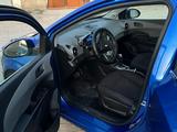 Chevrolet Aveo 2013 года за 3 700 000 тг. в Жанатас – фото 2