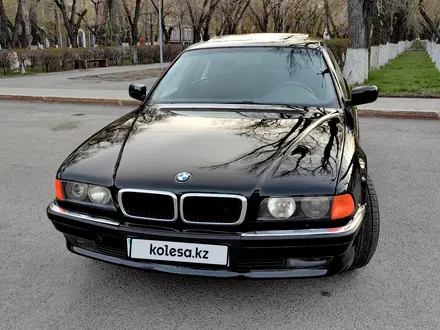 BMW 730 1995 года за 3 000 000 тг. в Караганда