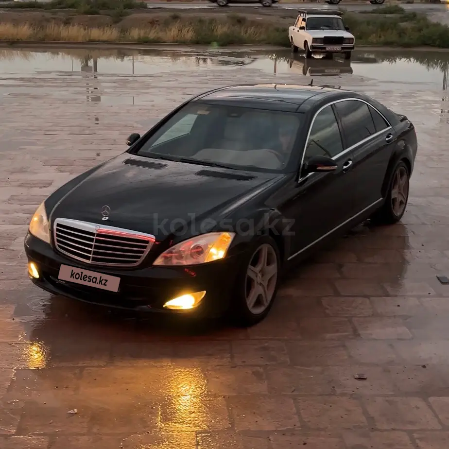 Mercedes-Benz S-Class, 2007