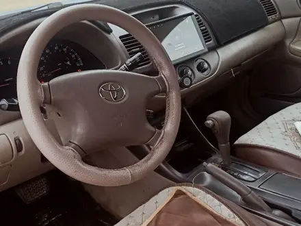 Toyota Camry 2002 года за 4 400 000 тг. в Актау – фото 3