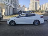 Hyundai Elantra 2017 года за 5 300 000 тг. в Астана – фото 2