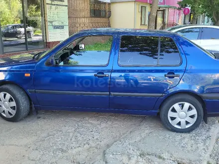 Volkswagen Vento 1993 года за 1 480 000 тг. в Шымкент – фото 6