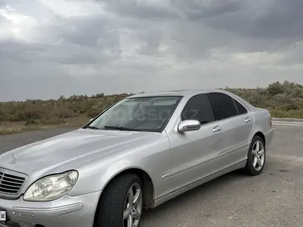 Mercedes-Benz S 320 2000 года за 4 000 000 тг. в Байконыр – фото 31