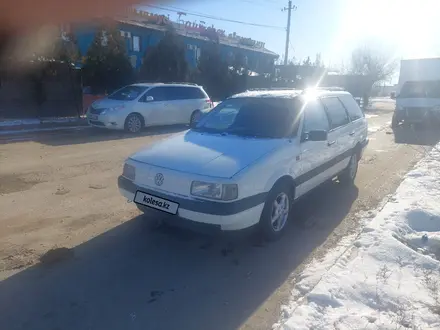 Volkswagen Passat 1992 года за 1 300 000 тг. в Тараз – фото 2