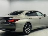 Lexus ES 250 2020 года за 18 000 000 тг. в Алматы – фото 4