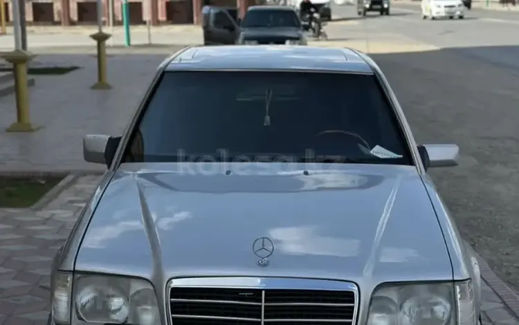 Mercedes-Benz E 220 1995 годаүшін3 200 000 тг. в Жезказган