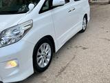 Toyota Alphard 2010 года за 7 000 000 тг. в Актобе – фото 3